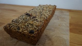 Paleo Vollkornbrot  Einfaches Low Carb Brot Rezept  Kochnoob [upl. by Tshombe]