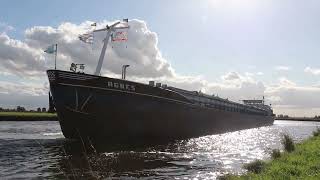 Binnenvaartschepen in de haven van Meppel  Port of Zwolle 11102024 [upl. by Horton]