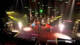 Victoria Justice  Freak The Freak Out Victorious Live Walmart [upl. by Edyth]