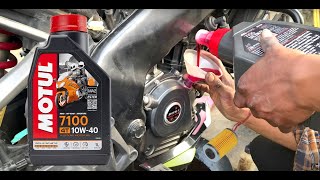 Pulsar NS200 Engine oil Change  How to service NS200 at Home [upl. by Ddahc]