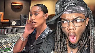 HOLD ON 🔥  DELI Reacts to Bia dissing Cardi B Bia  SUE MEEE [upl. by Hadden]