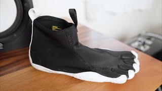 VNEOP  vibram neoprene barefoot shoes for wet trails [upl. by Sivet134]