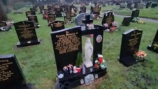 The British Bull Dog Davey Boy Smith Famous Grave WWF Legend [upl. by Bradstreet]