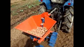 automatic potato planter 1linha for tractors of 12 hp to 30 hp [upl. by Suirauqram]