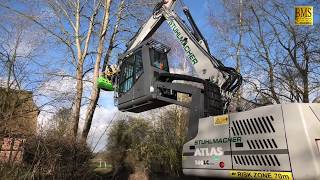 Holzfäller Forstmaschinen im Einsatz  großer Raupenbagger ATLAS 260  Vermeer  woodcutter at work [upl. by Namrehs]