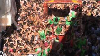 How To Enjoy The Spanish Festival  La Tomatina [upl. by Jenelle5]