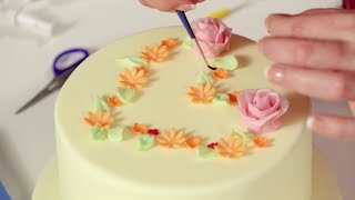 Trailer Torten dekorieren mit Fondant [upl. by Bonnette453]