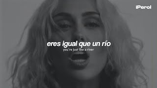 Miley Cyrus  River Español  Lyrics  video musical [upl. by Attalanta38]