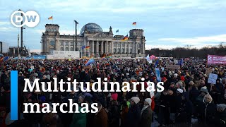 Alemania vive un fin de semana de grandes marchas contra la ultraderecha [upl. by Senoj]