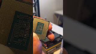 How to clean thermal paste from the back of your CPU 🤦‍♂️ [upl. by Retswerb]