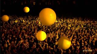 Coldplay Live from Japan HD  Yellow [upl. by Aivul]