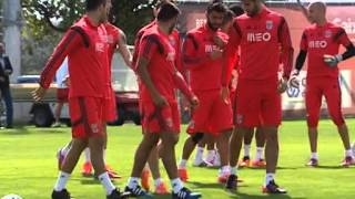 Rui Vitória começa a preparar a nova época do Benfica no Seixal [upl. by Litsyrk142]