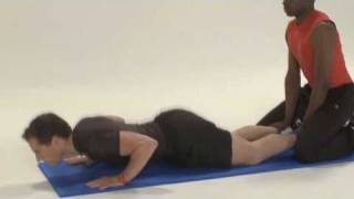 Oefening bovenbeen hamstrings nordic curl Exercise thigh Hamstrings nordic curl [upl. by Bertram]