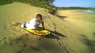 Como correr Drop Knee backside en un bodyboard [upl. by Pederson8]