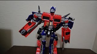 seattle guy reviews knock off Optimus prime [upl. by Arodal]