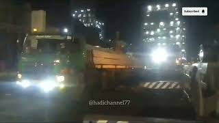 muatan barang dipelabuhan menggunakan crane kapal hadichannel77 [upl. by Aicnom]