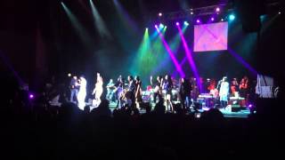 Band Baaja Baaraat  Ainvayi Ainvayi  Salim Sulaiman Live in London [upl. by Zashin]