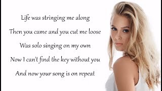 Clean Bandit  SYMPHONY Lyrics feat Zara Larsson [upl. by Merdith]