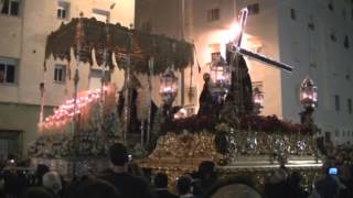 Nazareno Recogida de Jesús Nazareno y Mª Stma de los Dolores Jueves Santo Cádiz 2014 [upl. by Anette]