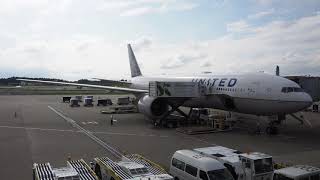 20180924 United Airlines 6 Announcement Tokyo Narita  Houston [upl. by Aneg]