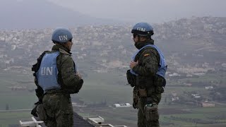 Deux nouveaux Casques bleus de la FINUL blessés par une frappe israélienne [upl. by Schwing]