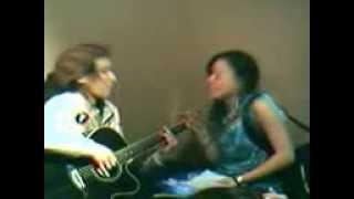 Amy Winehouse and Ilana Lorraine Jam Backstage Jazz Cafe 2004 Rare Footage [upl. by Rani]