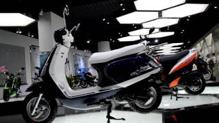 PEDA MOTOR Bravo 1 50cc 4 stroke125cc150cc new Italian styling scooter EEC motorcycle [upl. by Carlo]