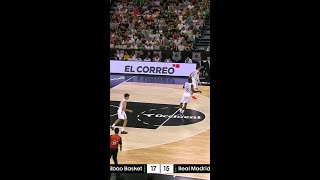 Tremendo ALLEY OOP entre HLINASON y DRAGIC  Liga Endesa 202425 [upl. by Dijam]