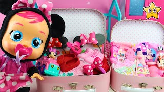 BEBÉS LLORONES Minnie 🎀 Que llevar en la MALETA PAÑALERA y Como CUIDARLA si está MALITA  CRY BABIES [upl. by Acinod412]