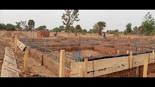 Coffrage pour longrine fondation batiment R1  Airbnb Tchad [upl. by Hcir]