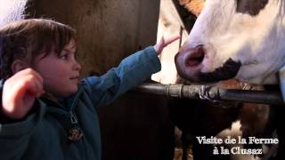 Une visite de ferme à La Clusaz [upl. by Maillliw]