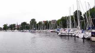 Einfahrt in den Hafen von Neustadt Ostsee Lübecker Bucht und Orientierungsfahrt im Hafen [upl. by Ennywg]