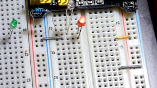 Quick photodiode controlling LED current demonstration for beginning learning electronics [upl. by Brianne305]