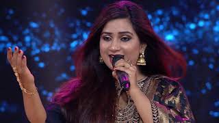 Shreya Ghoshal Singing  Adhir Man Zale Live  AjayAtul  Marathi Song  English Subtitles [upl. by Genna278]