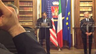 Leon Panetta Speaks Italian During Visit to Italy [upl. by Inness]