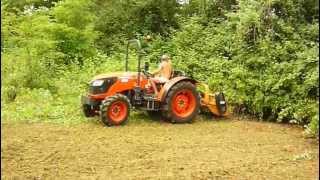 AGRI3 PRESENTA TRATTORE KUBOTA IN TRINCIATURA wwwagri3it [upl. by Mcleroy]