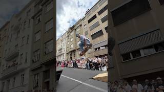 🏆 Competencia de street skateboarding en una de las calles mas empinadas de Praga [upl. by Anika]