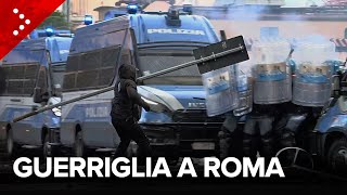 Roma scontri alla manifestazione pro Palestina è guerriglia le immagini da più angolazioni [upl. by Dib327]