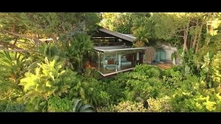 Iconic Homes Iconic Perspectives The SheatsGoldstein Residence by John Lautner [upl. by Rexfourd]