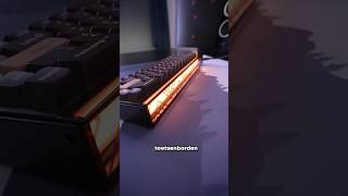 Dit toetsenbord heeft insane RGB [upl. by Becker]