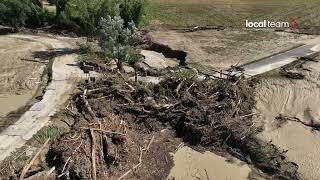 Alluvione Marche Castelleone di Suasa isolata strade invase da fango e tronchi [upl. by Xavler]