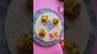 Easy and quick Samosa folding methodviraltrendingviralshorttrendingshortseasyrecipevegan [upl. by Laleb230]