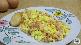 HUEVOS REVUELTOS CON BACON  FÁCIL Y RÁPIDO [upl. by Ydnam]