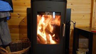 GETTING A DAMP MORSO BARREL STOVE WORKING [upl. by Teodor]