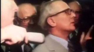 Erich Honecker offensichtlich betrunken auf der Leipziger Messe 1976 [upl. by Nilram601]