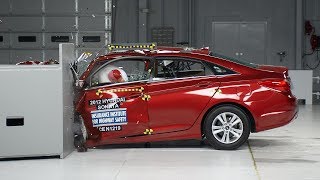 2012 Hyundai Sonata driverside small overlap IIHS crash test [upl. by Marlette]