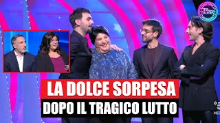 Il Volo abbraccia Anna che ha perso il marito Franco il regalo del trio che ha commosso la donna [upl. by Sedecram384]