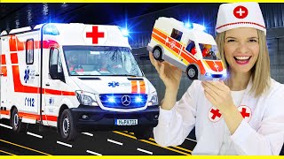 Ambulance for Children  Learn Emergency Vehicles for Kids  Speedie DiDi Toddler Learning Video [upl. by Fulbert]