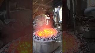 Aluminium ki kadhai kaise banti hai making pan shorts [upl. by Ticon703]