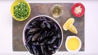 Simple Steamed PEI Mussels [upl. by Ciapas]